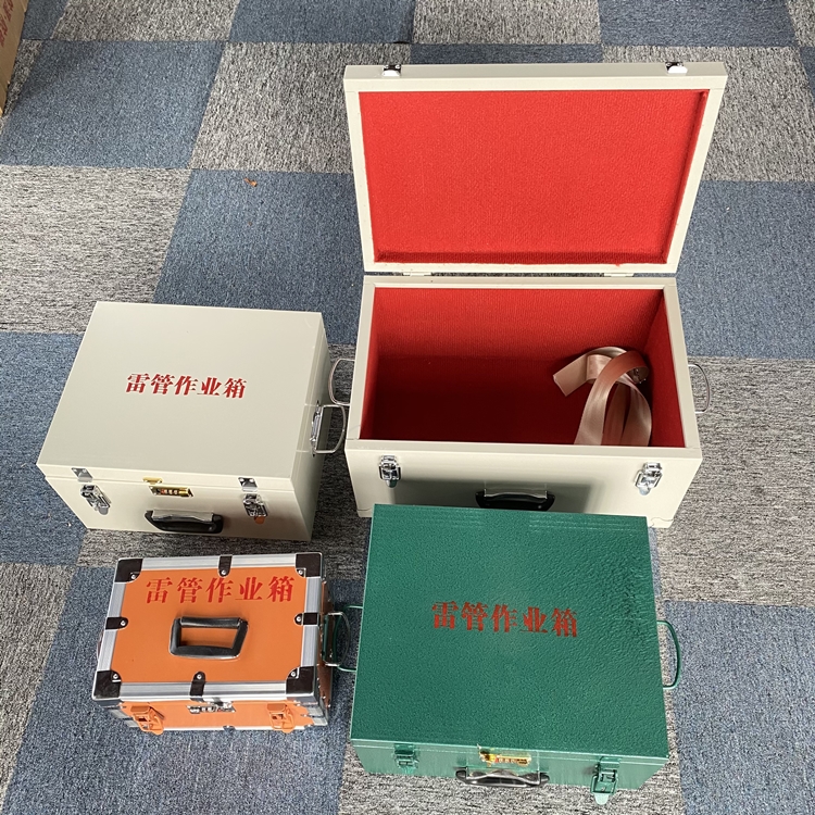 惠来爆破工程作业箱如何选择？玻璃钢与传统材质的全面对比